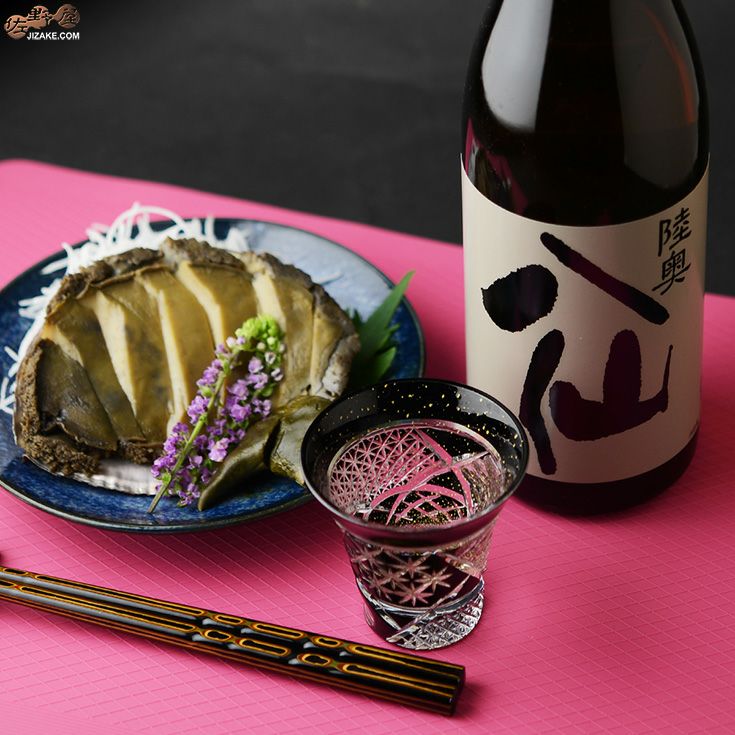 ◇陸奥八仙 純米吟醸 黒ラベル 火入れ | 日本酒専門店 佐野屋 JIZAKE.COM