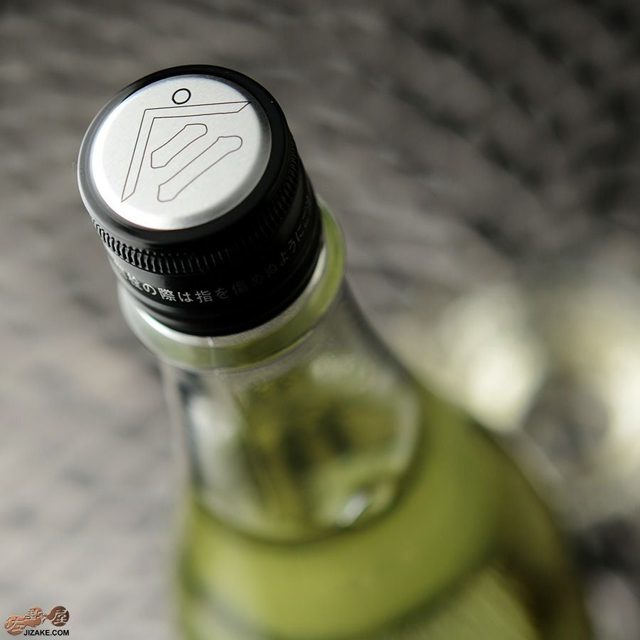 ◇陸奥八仙 シルバーラベル 吟醸 生 | 日本酒専門店 佐野屋 JIZAKE.COM