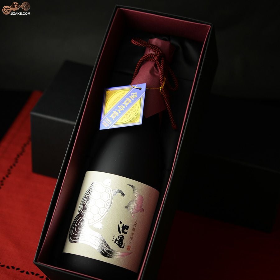 ◇【箱入】池亀 大吟醸雫搾り 全国新酒鑑評会 金賞受賞酒 [2025年8月