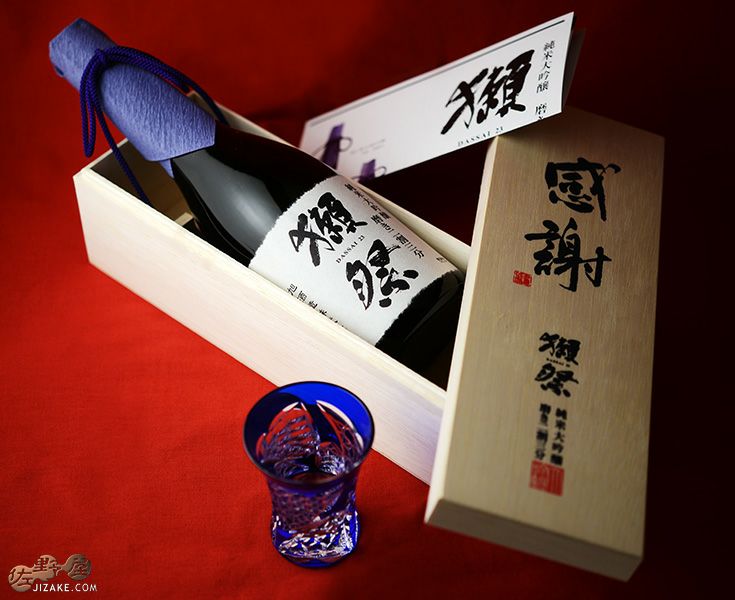 ◇【感謝木箱入】獺祭(だっさい) 純米大吟醸 磨き二割三分 感謝木箱 