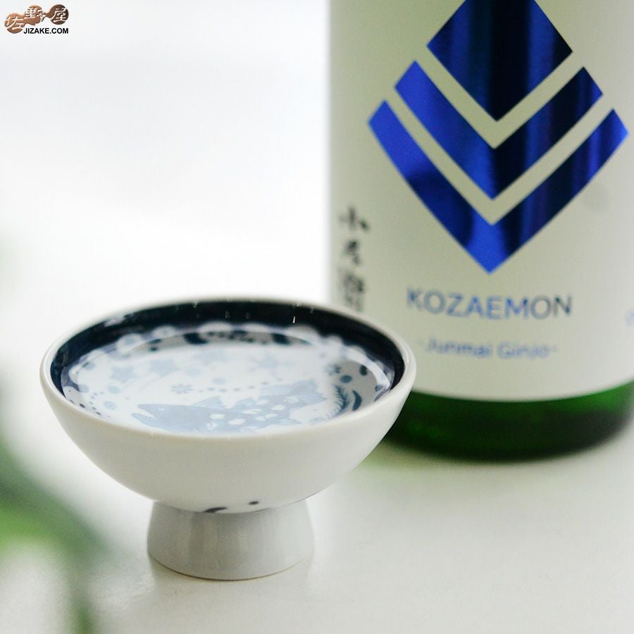 KoneKoneLabCue 染付盃　シーラカンス