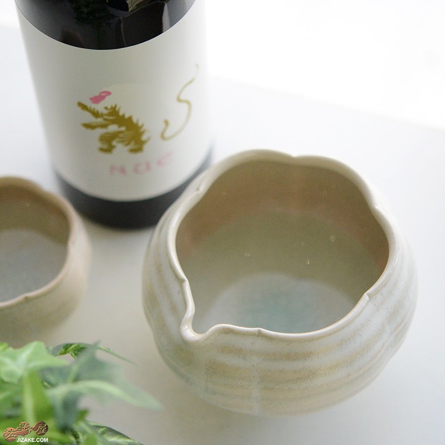 石戸 生 彩雲輪花　一合片口　