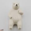 陶磁器 楽土(らくど)　シロクマの熊五郎 箸置き　白
